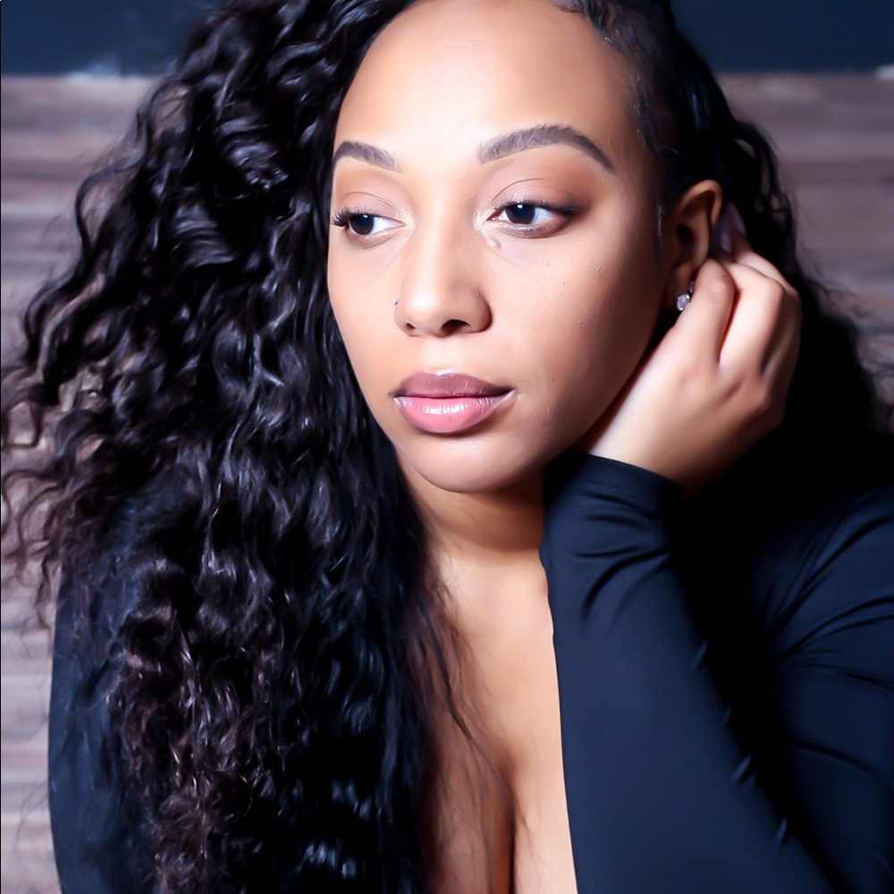 Meet your Posher, Ashley